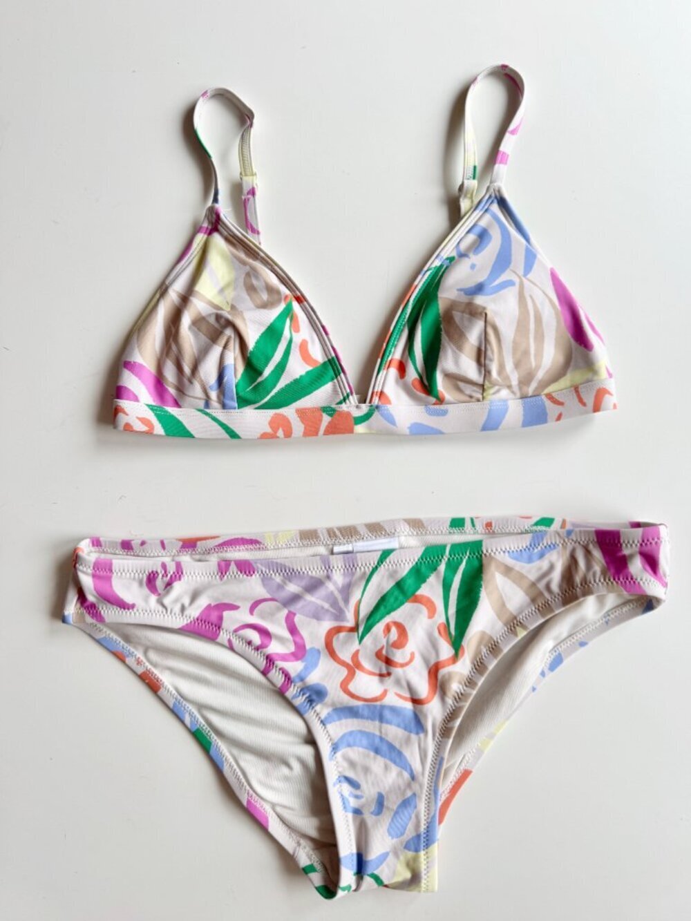 GAP Spring Floral Triangle Top Bikini Swim Set, Size S/M - Picture 4 of 10
